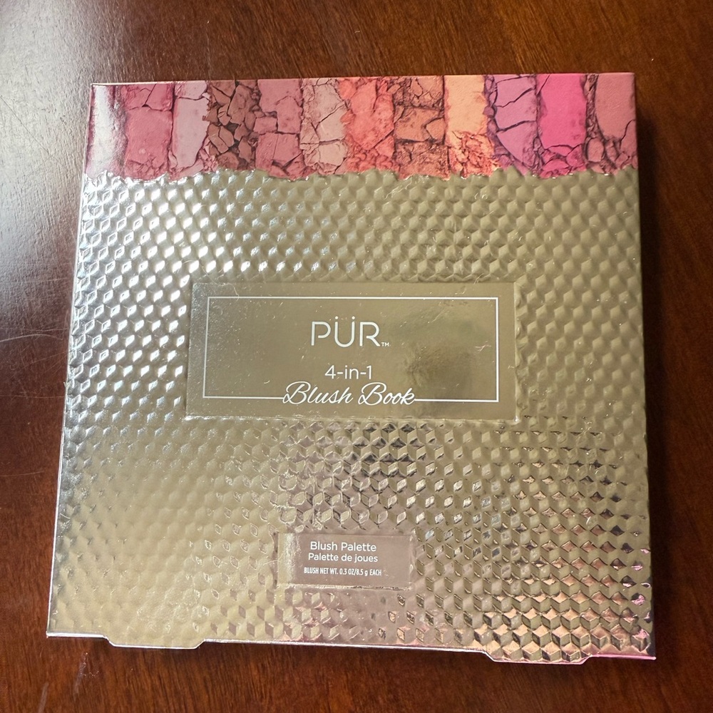 Blush book 4 in 1 palette by Pur